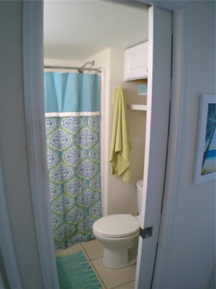 HOLIDAY TRAVEL PARK ENGLEWOOD - Residential