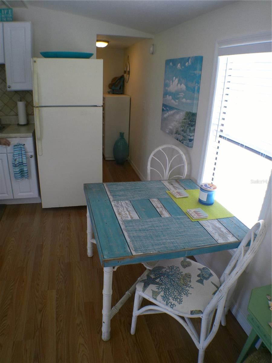 HOLIDAY TRAVEL PARK ENGLEWOOD - Residential
