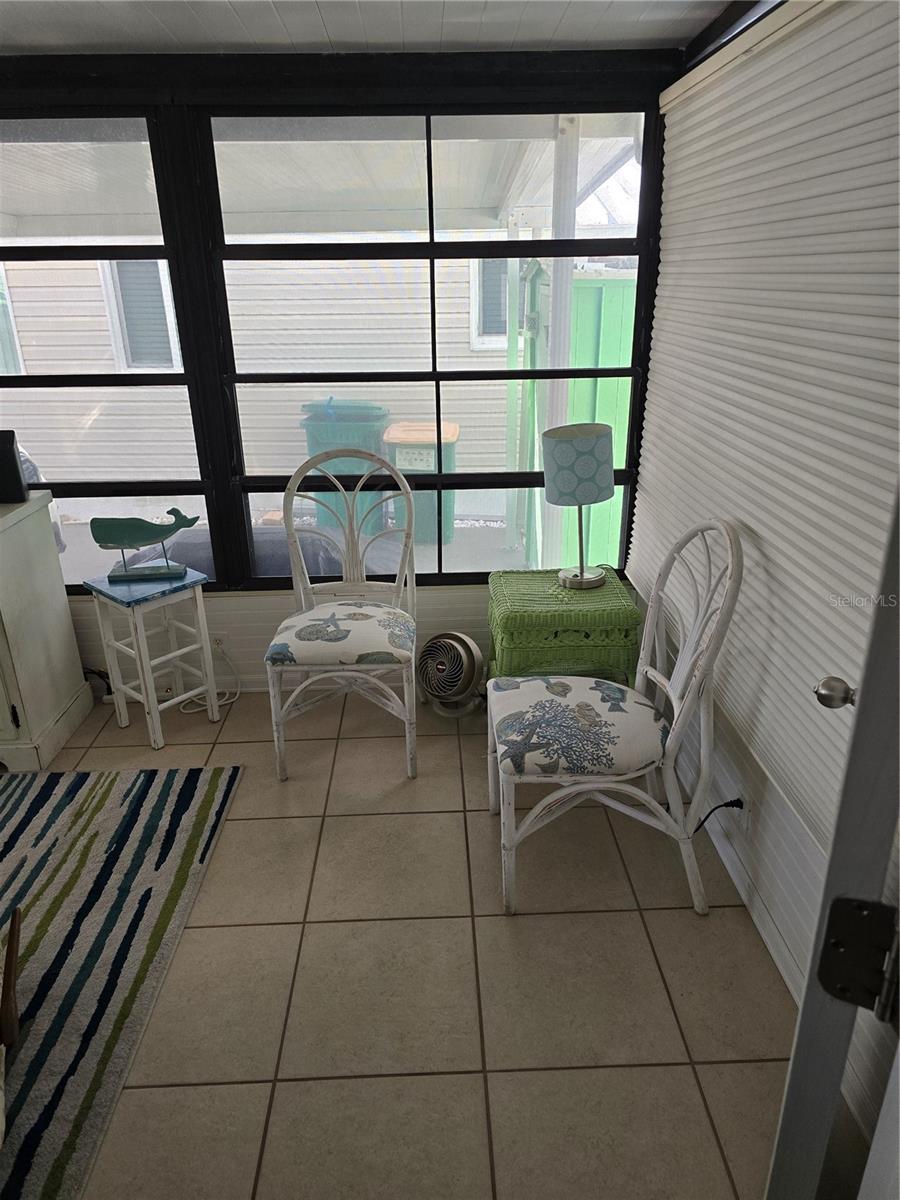 HOLIDAY TRAVEL PARK ENGLEWOOD - Residential