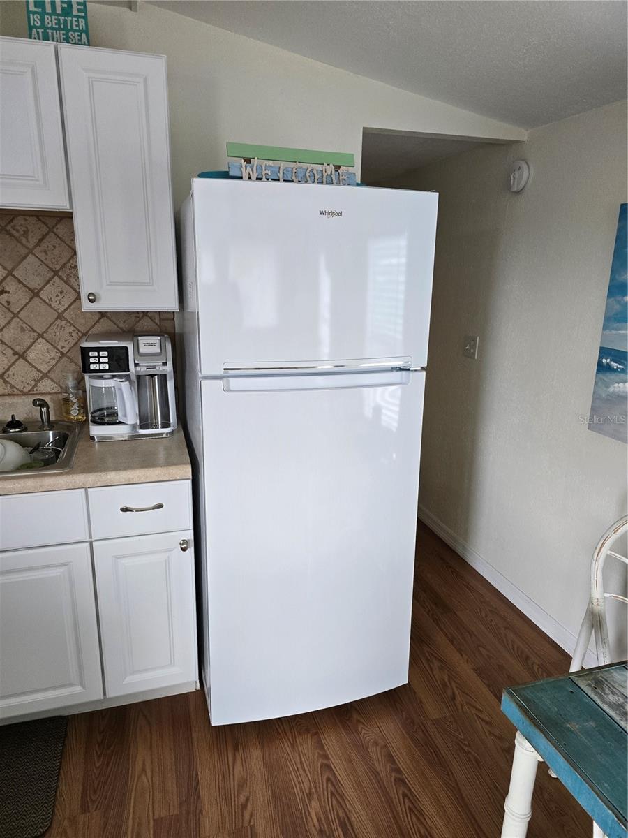 HOLIDAY TRAVEL PARK ENGLEWOOD - Residential