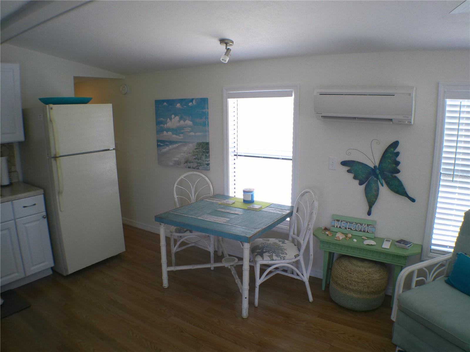 HOLIDAY TRAVEL PARK ENGLEWOOD - Residential
