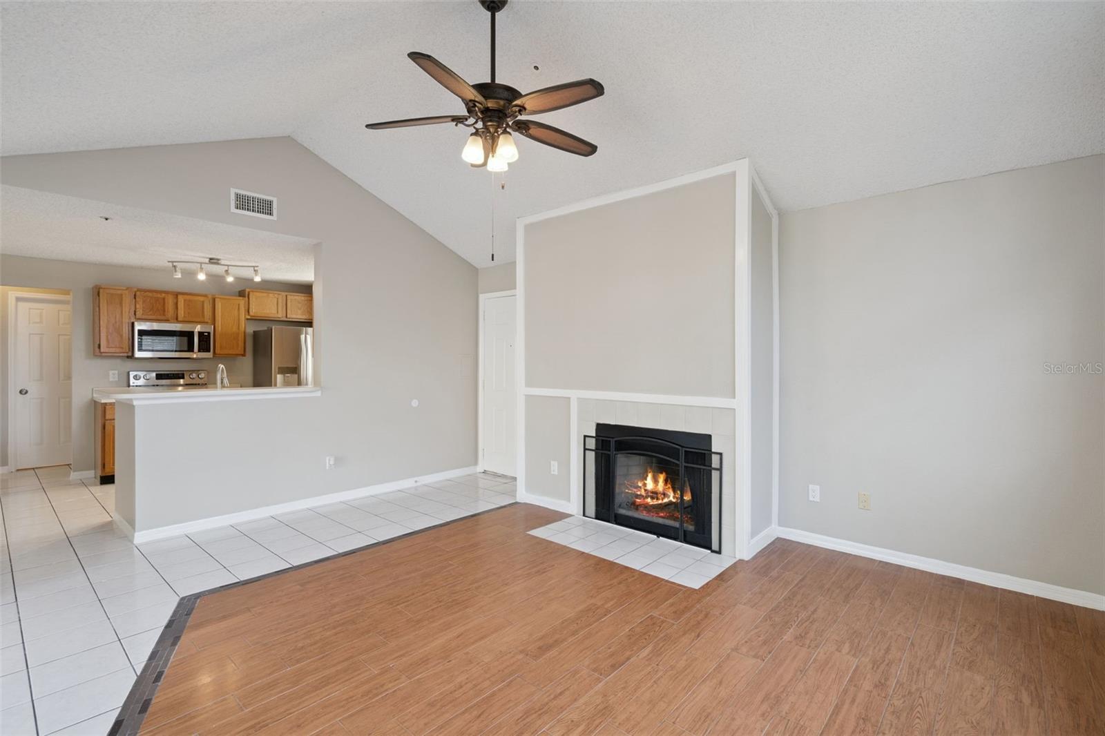 HIDDEN SPGS CONDO - Residential