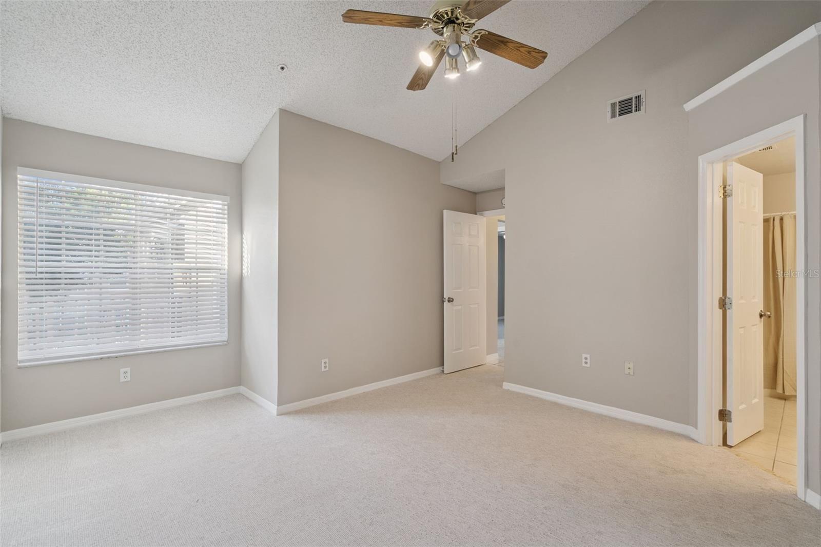 HIDDEN SPGS CONDO - Residential