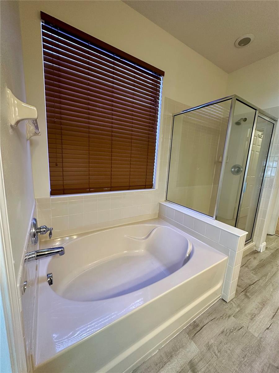 TRILLIUM VILLAGE B - Residential Lease