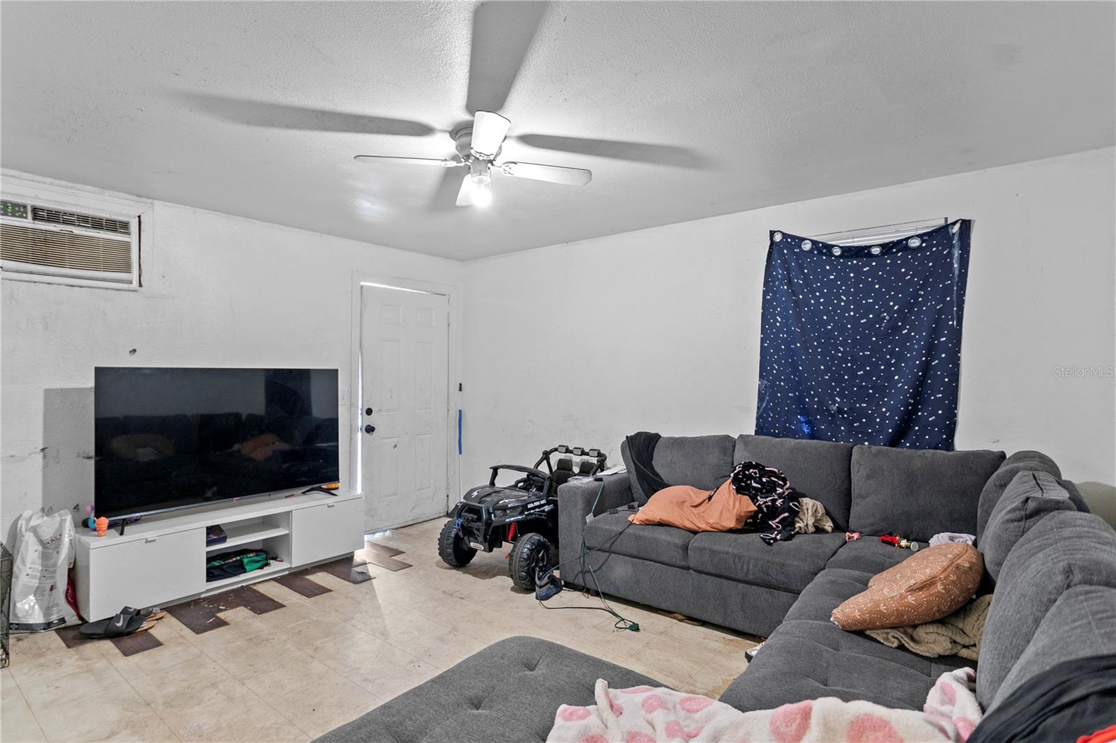 LOCICERO COLUMBIA PARK - Residential Income