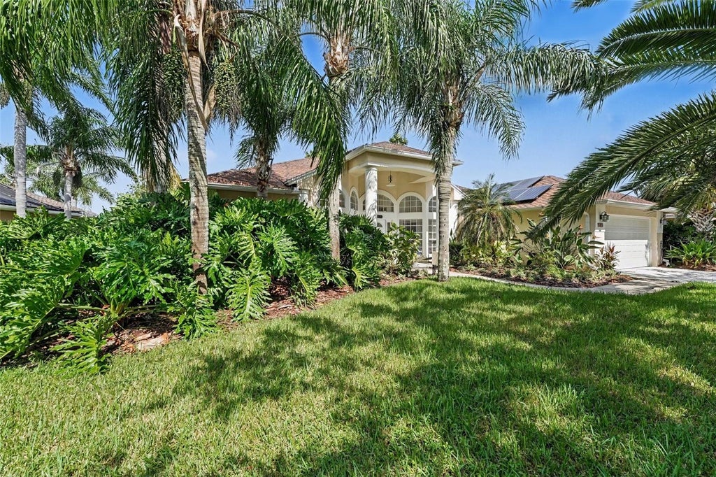 Photo of 1805 Lee Janzen Drive, Kissimmee, FL 34744 (MLS # O6449073)