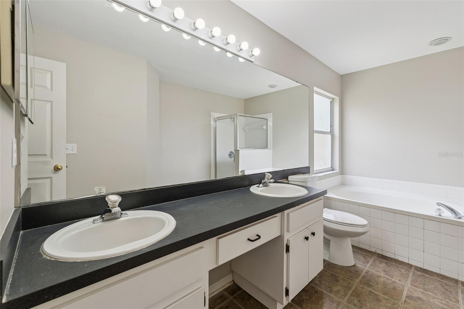 BLOOMINGDALE SEC R UNIT 3 - Residential