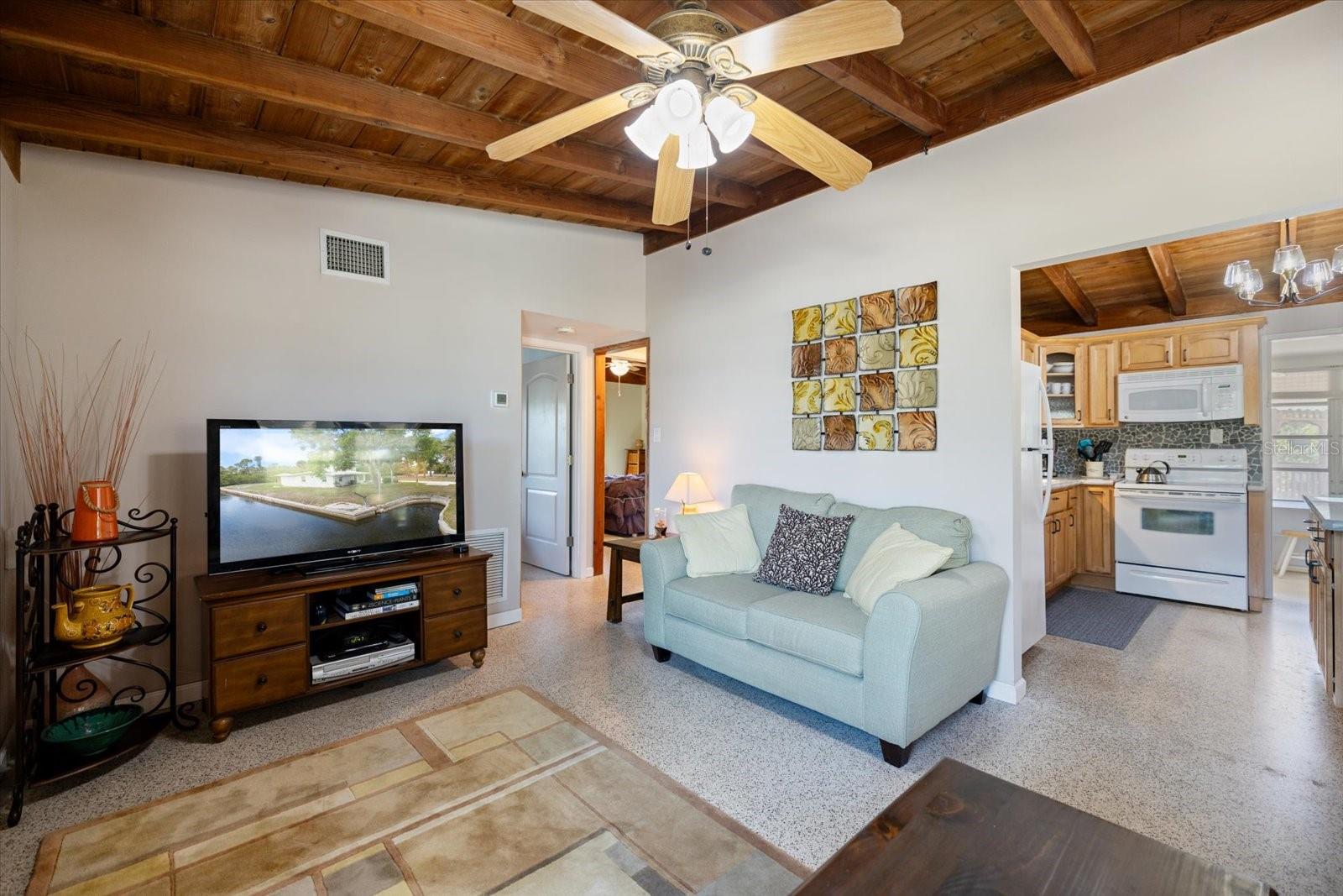 MOBILE CITY - Residential