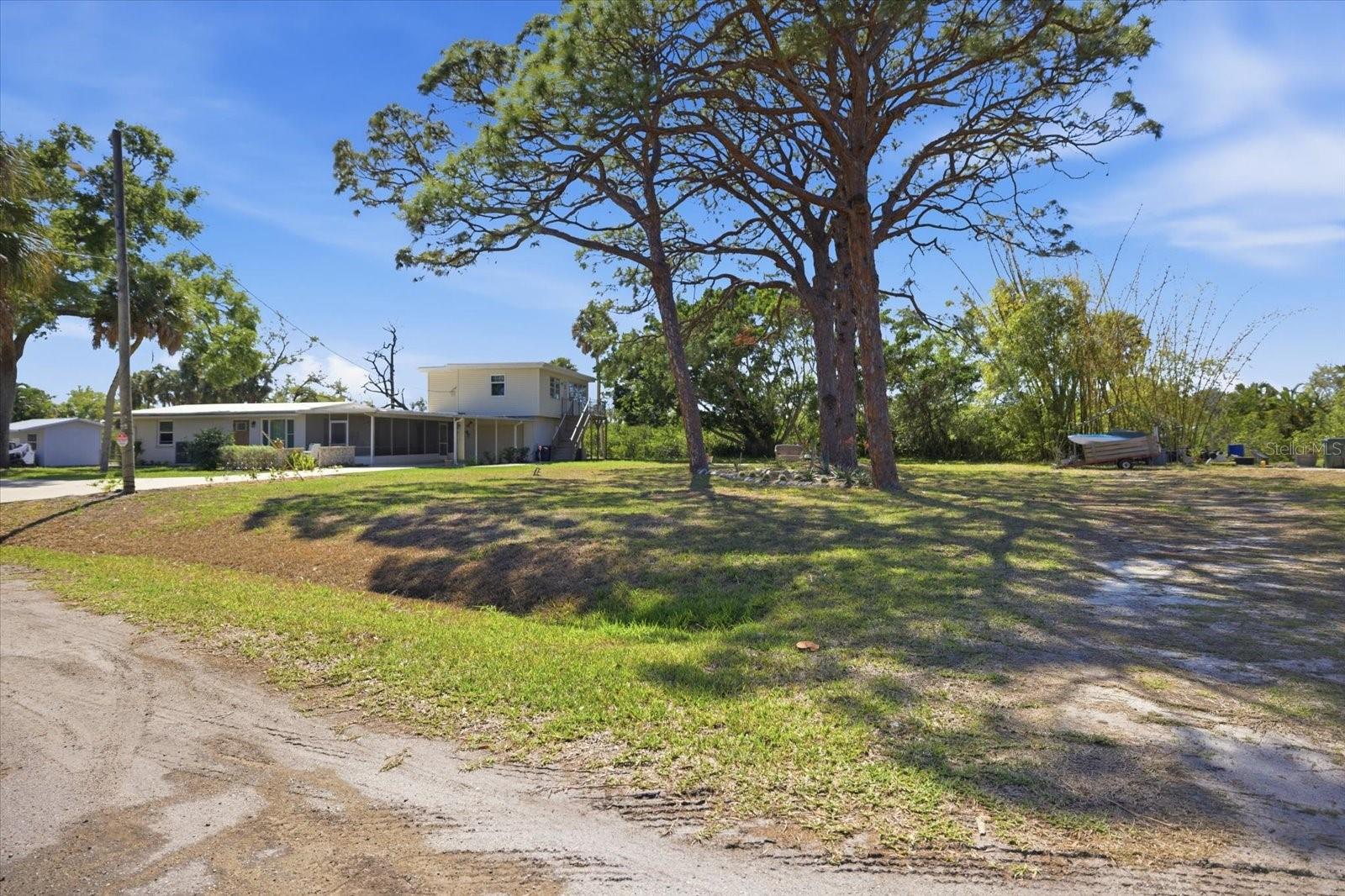 MOBILE CITY - Residential