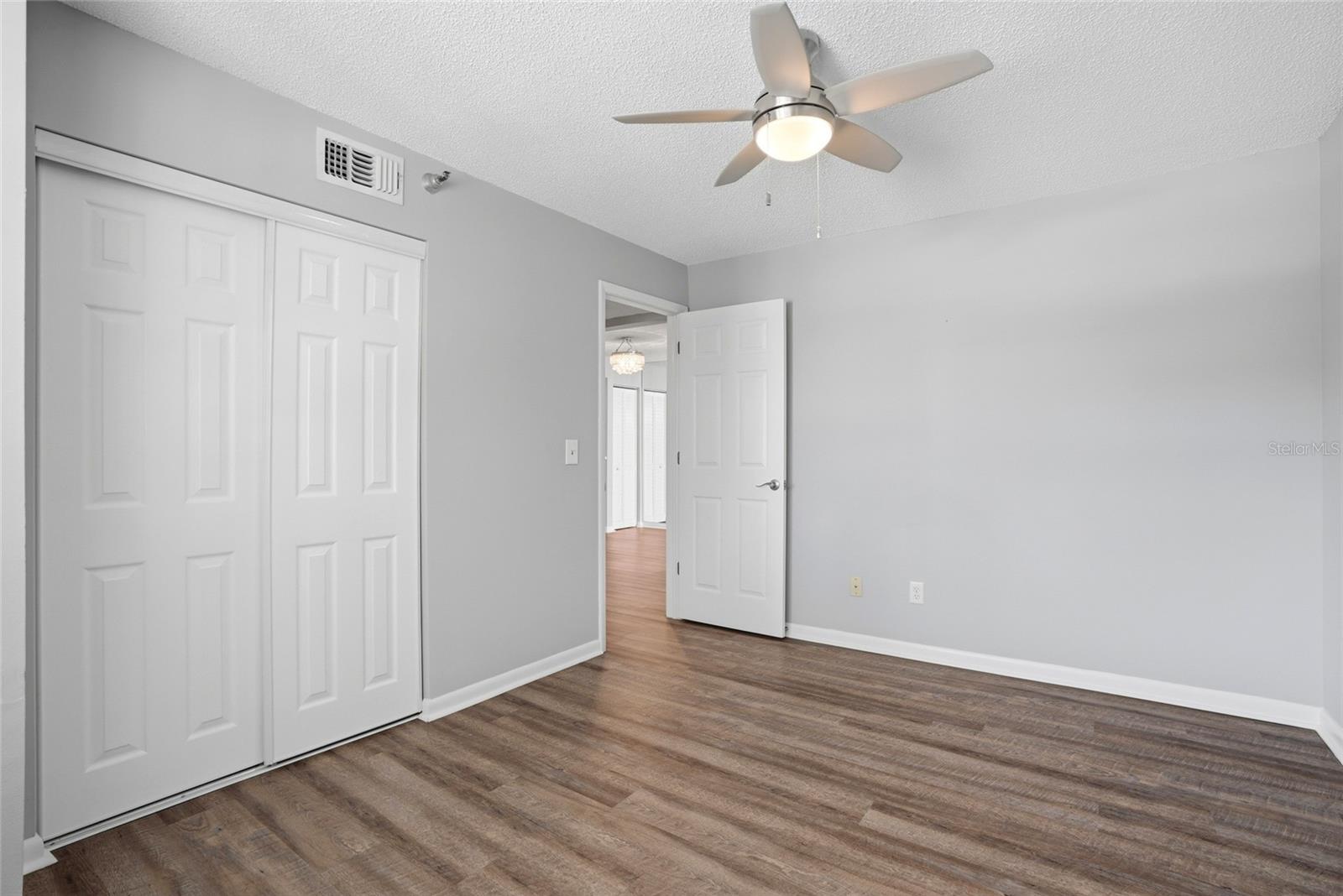 MALLORY SQUARE A CONDO - Residential