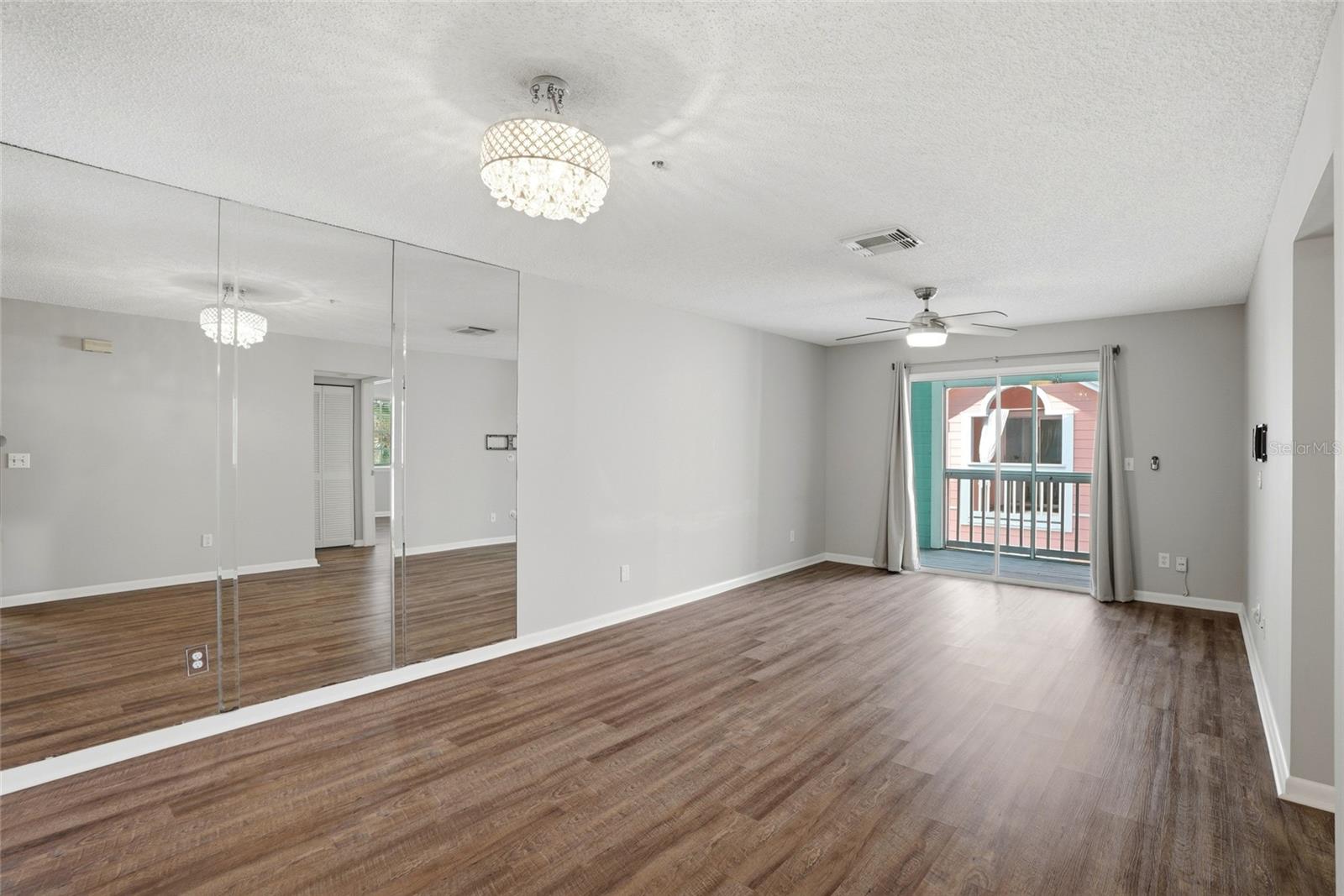MALLORY SQUARE A CONDO - Residential