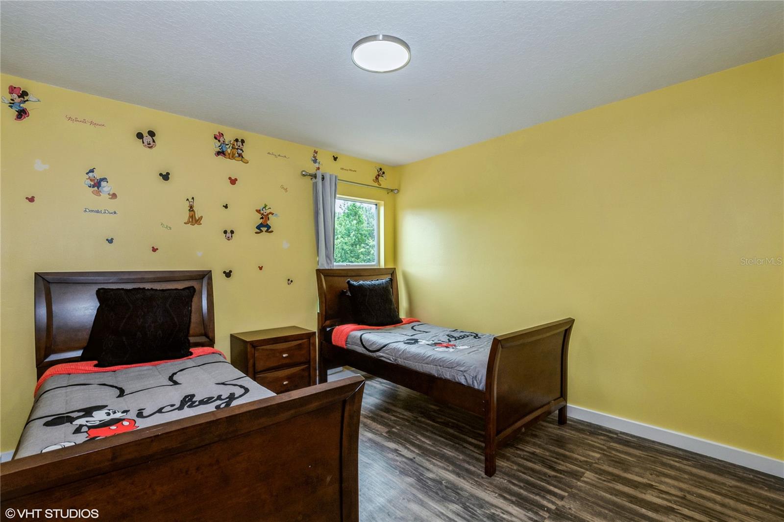 LINDFIELDS UNIT 1 - Residential Lease