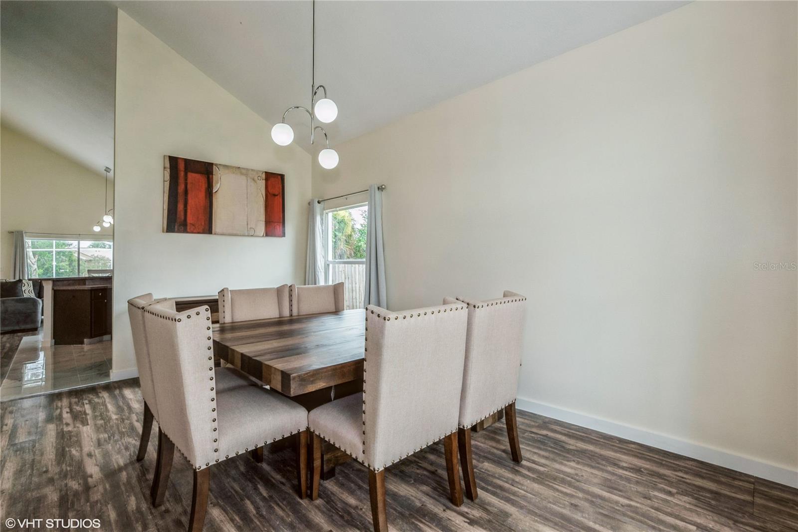 LINDFIELDS UNIT 1 - Residential Lease