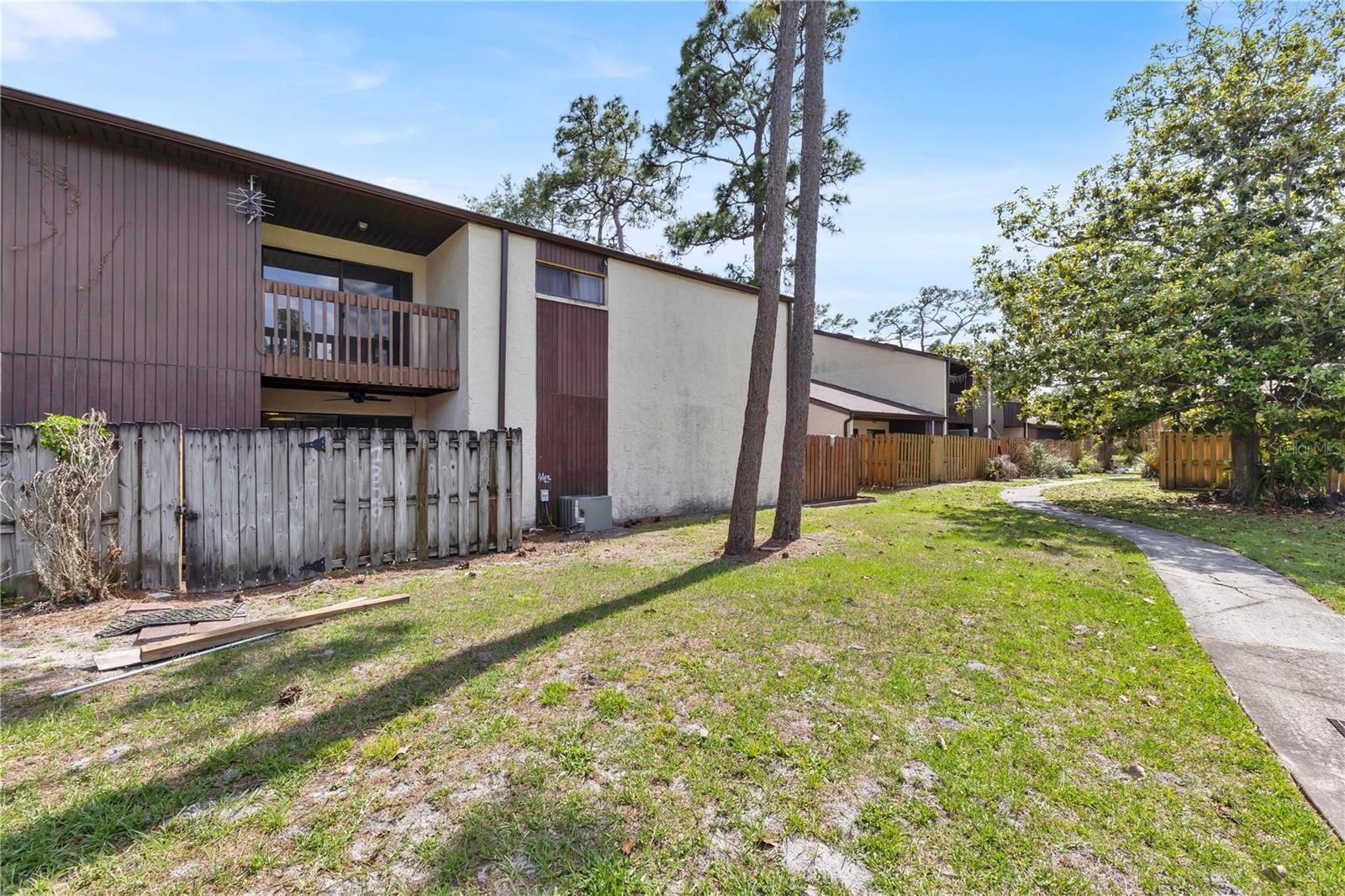 WINDSOR PINES 1 CONDO - Residential