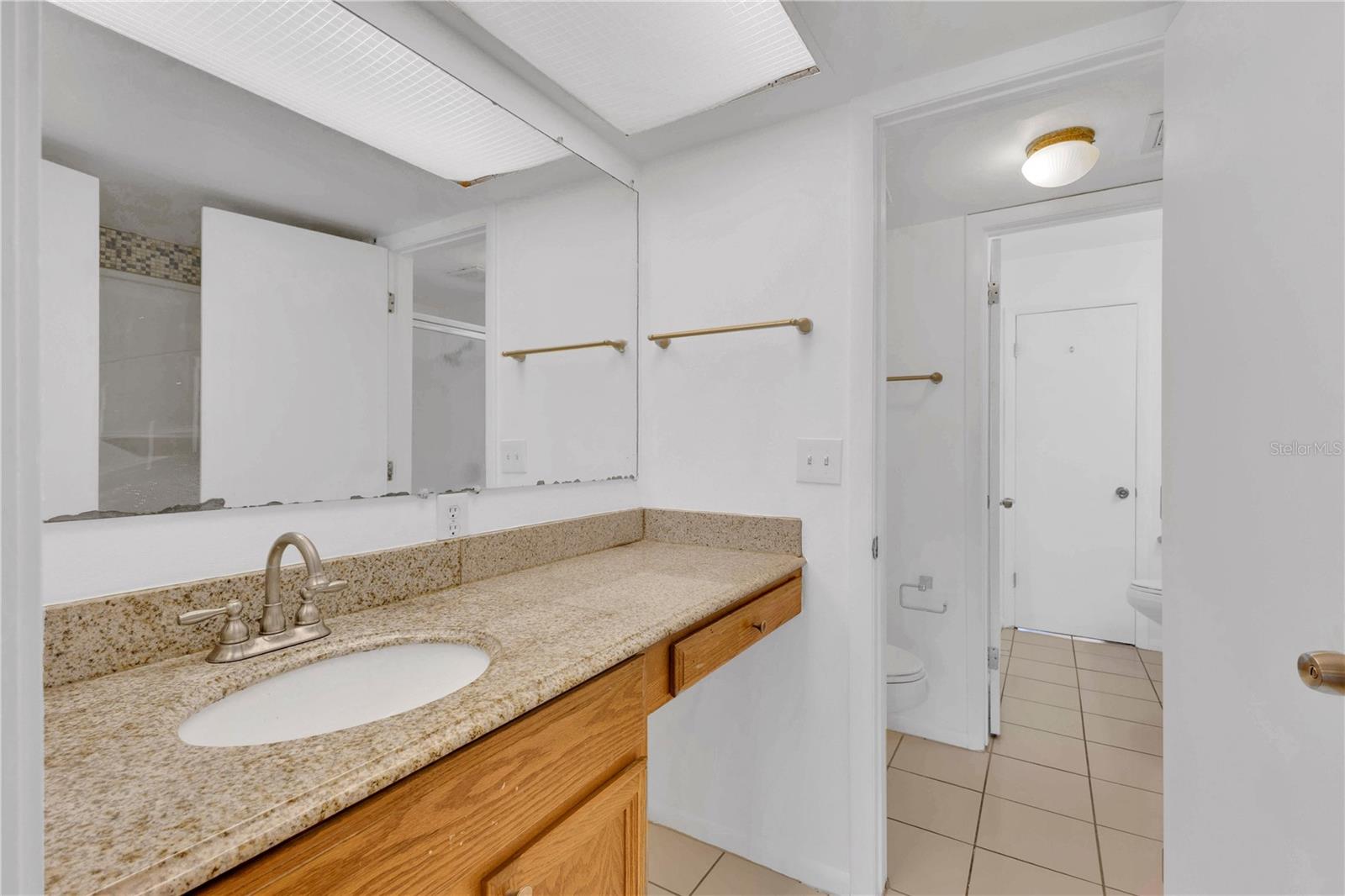 WINDSOR PINES 1 CONDO - Residential