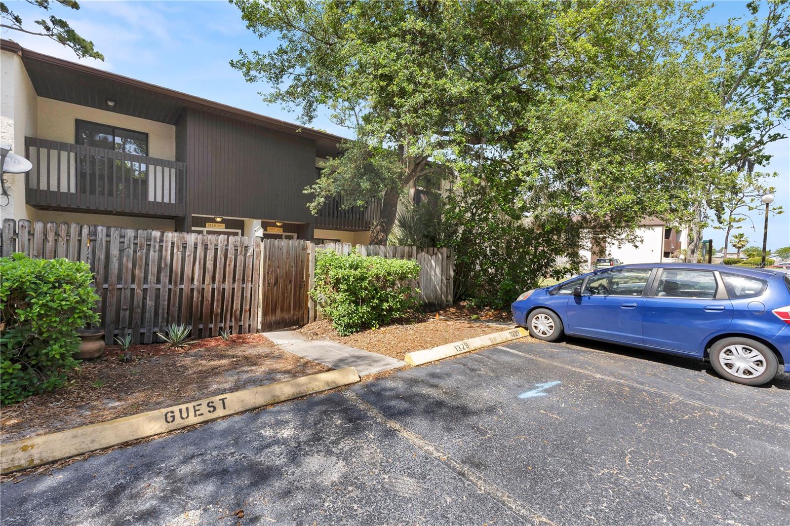 WINDSOR PINES 1 CONDO - Residential
