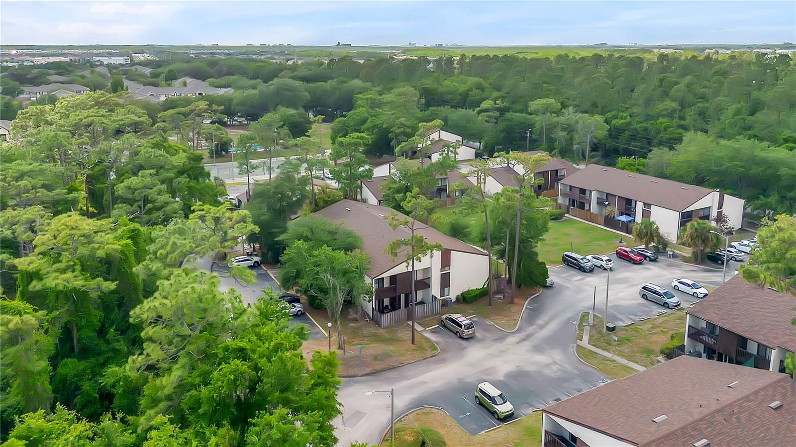 WINDSOR PINES 1 CONDO - Residential