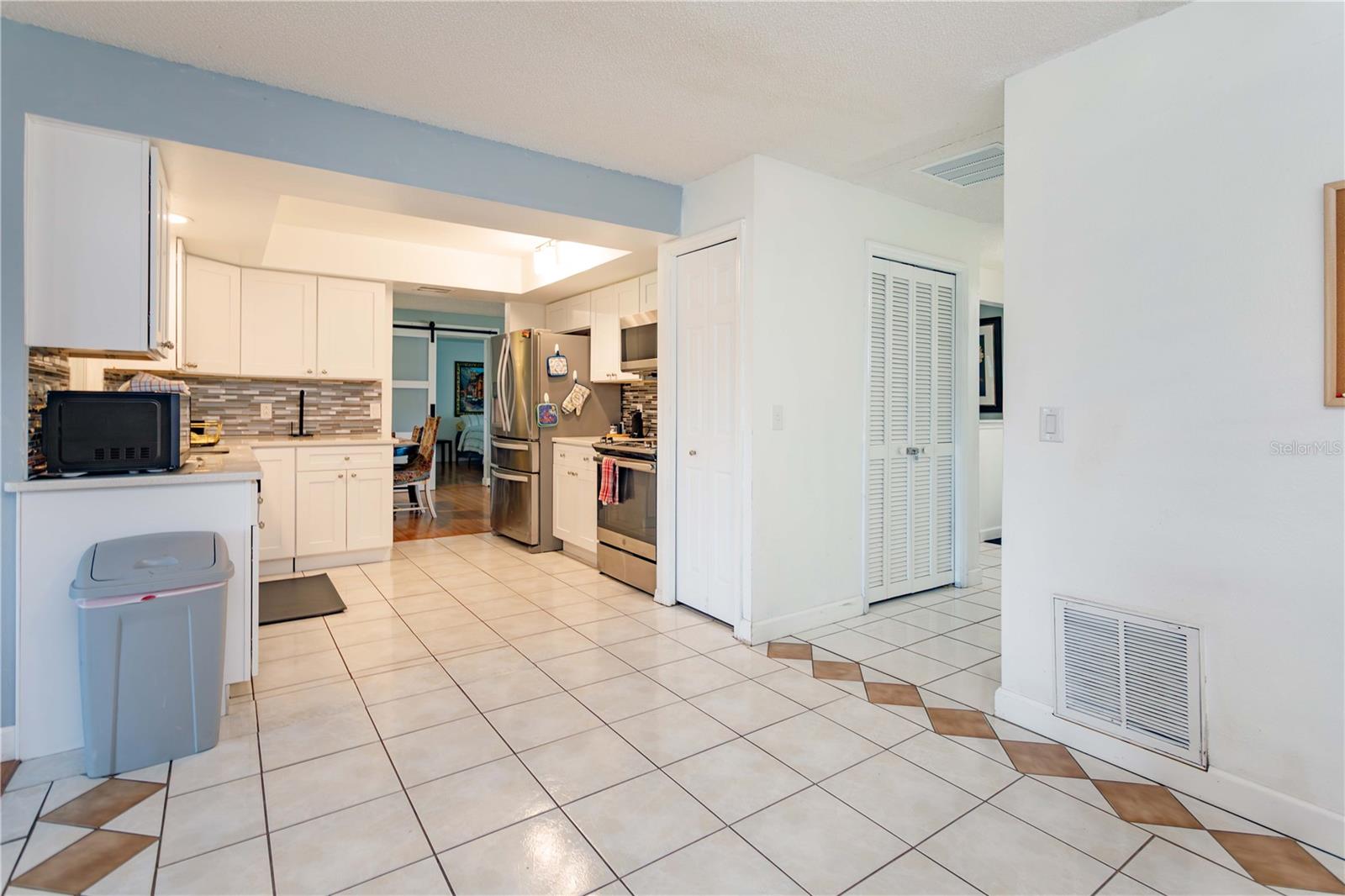 DELTONA LAKES UNIT 07 - Residential