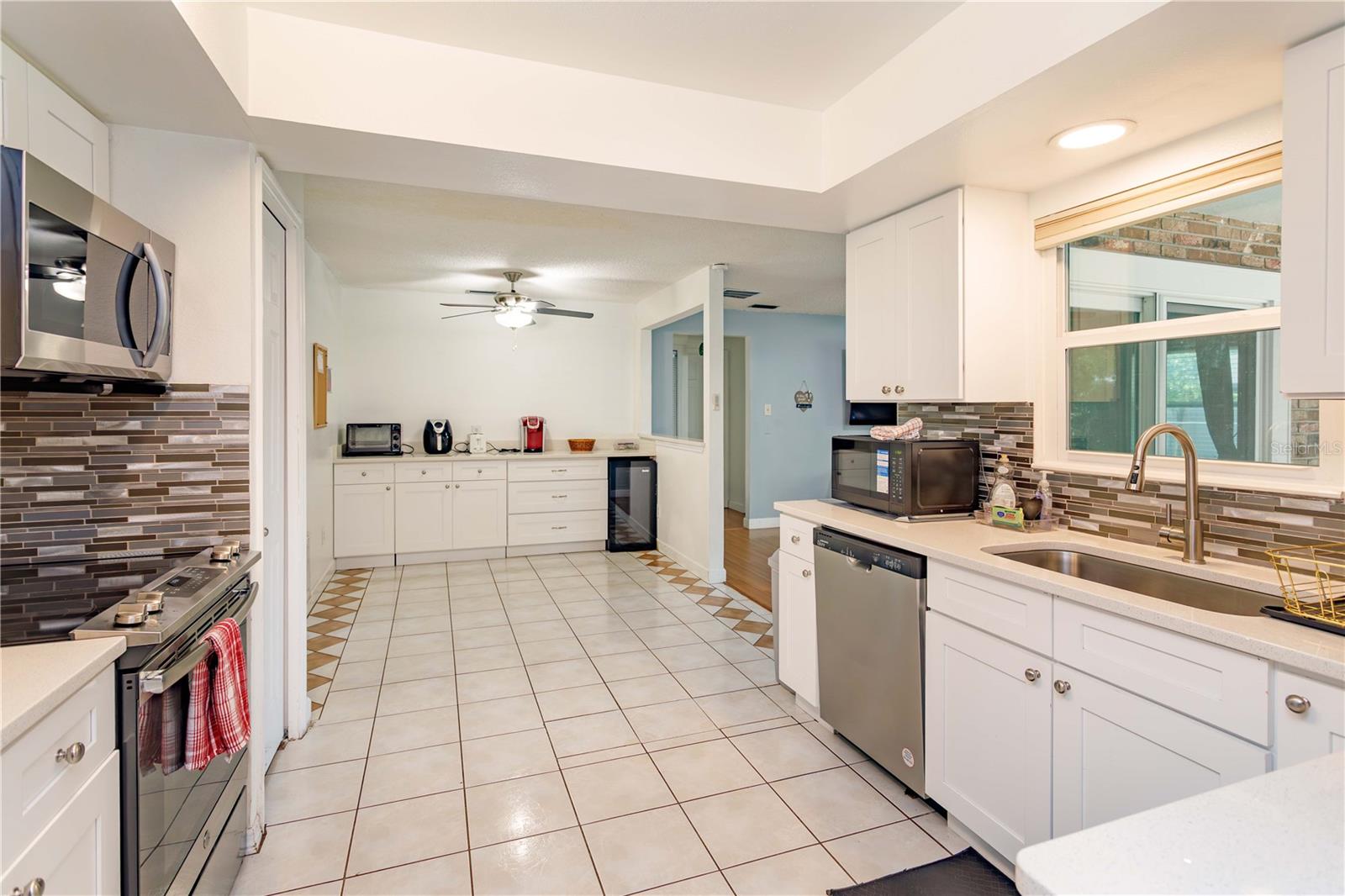 DELTONA LAKES UNIT 07 - Residential