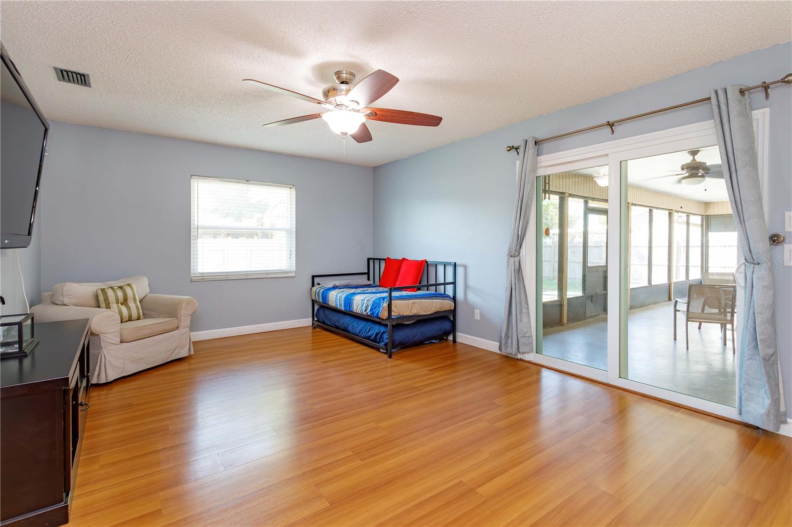 DELTONA LAKES UNIT 07 - Residential