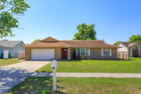 Photo of 1201 Azora Drive, Deltona, FL 32725 (MLS # O6392722)