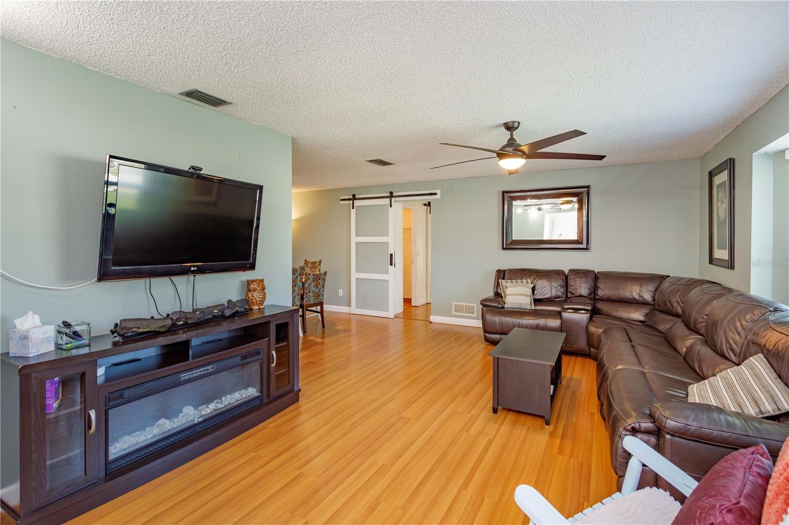 DELTONA LAKES UNIT 07 - Residential