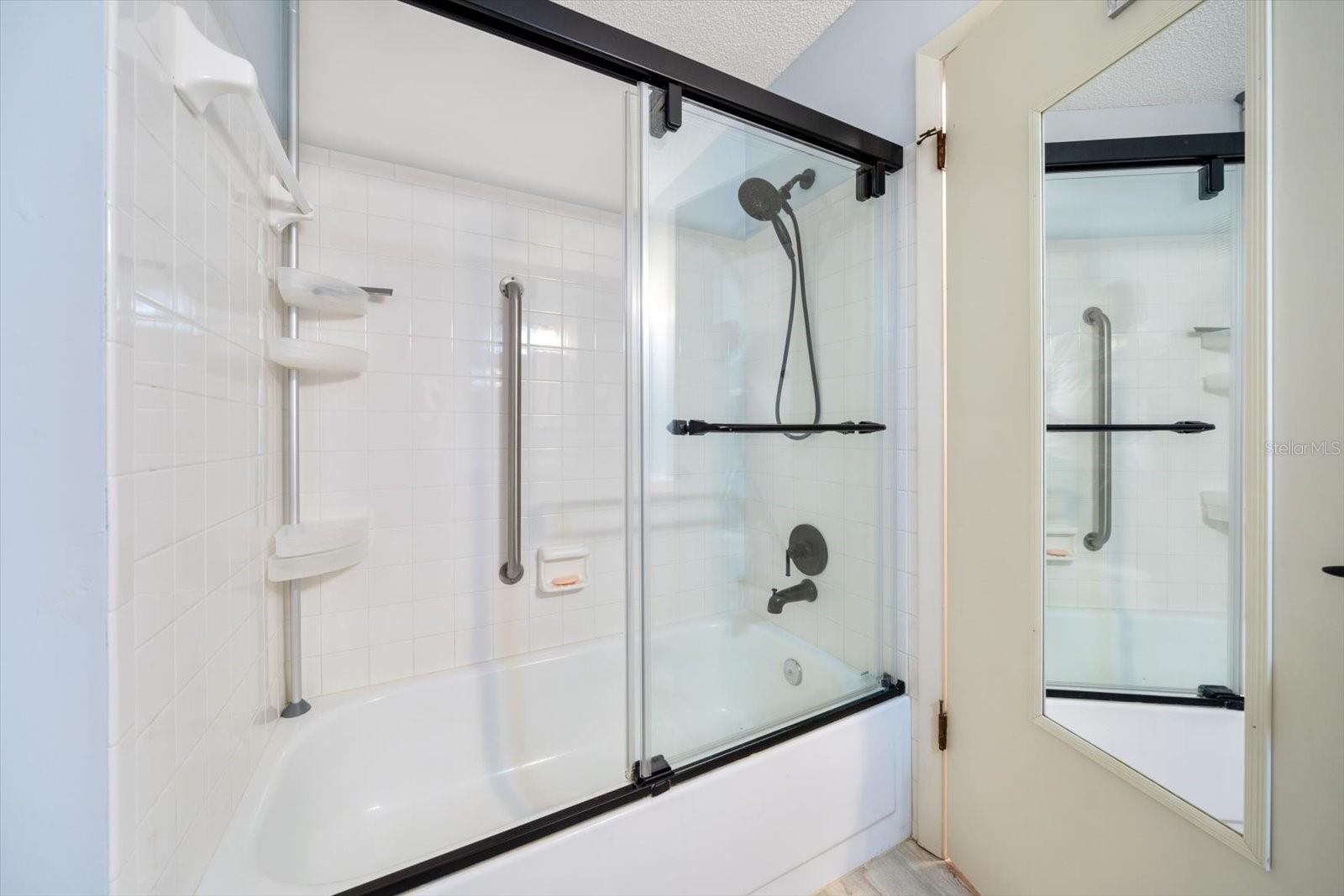 TERRACE PARK OF FIVE TOWNS - Residential Lease