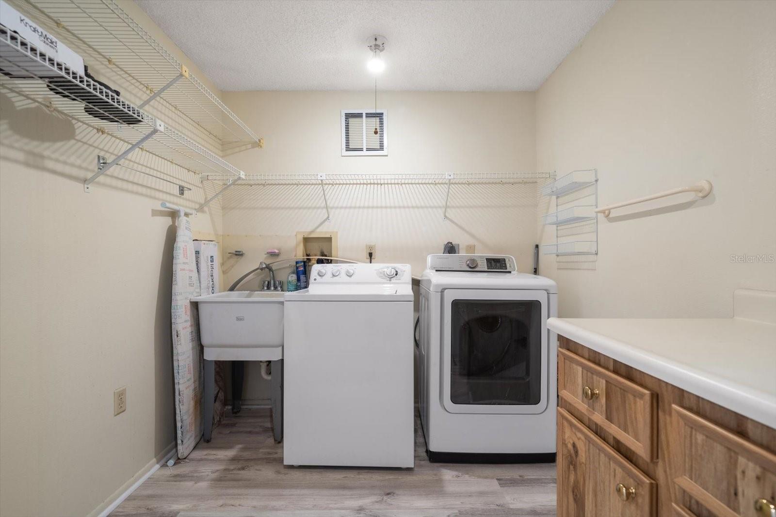 TERRACE PARK OF FIVE TOWNS - Residential Lease