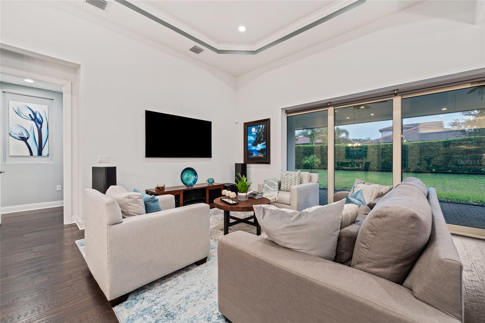 ROYAL CYPRESS PRESERVE-PH 4 - Residential