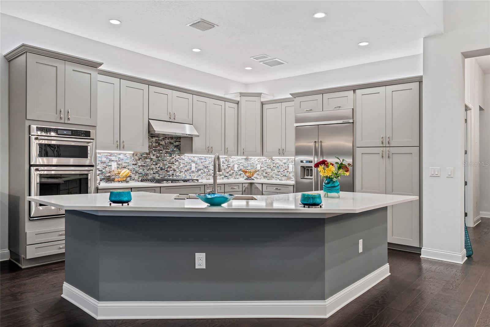 ROYAL CYPRESS PRESERVE-PH 4 - Residential