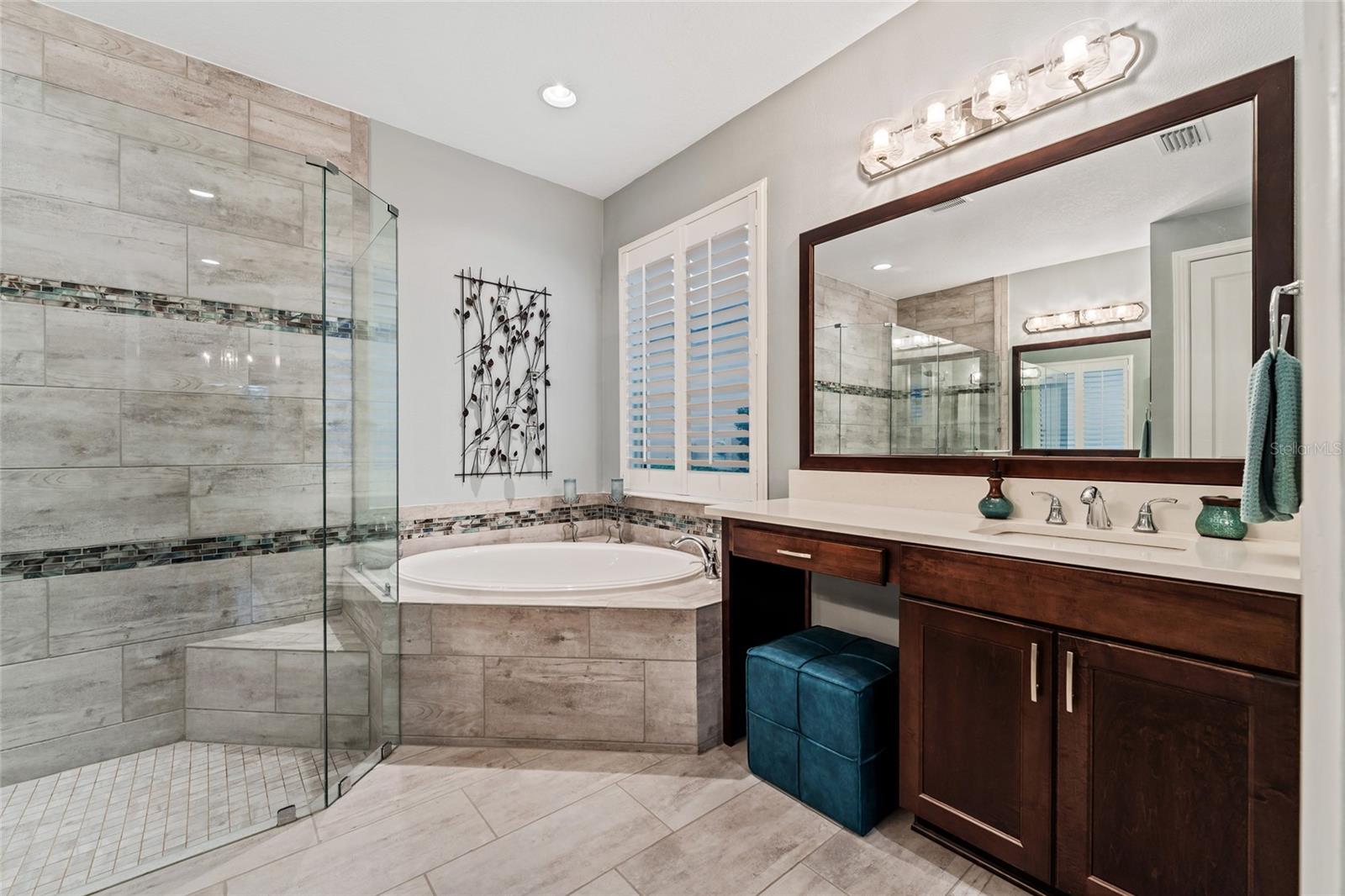 ROYAL CYPRESS PRESERVE-PH 4 - Residential