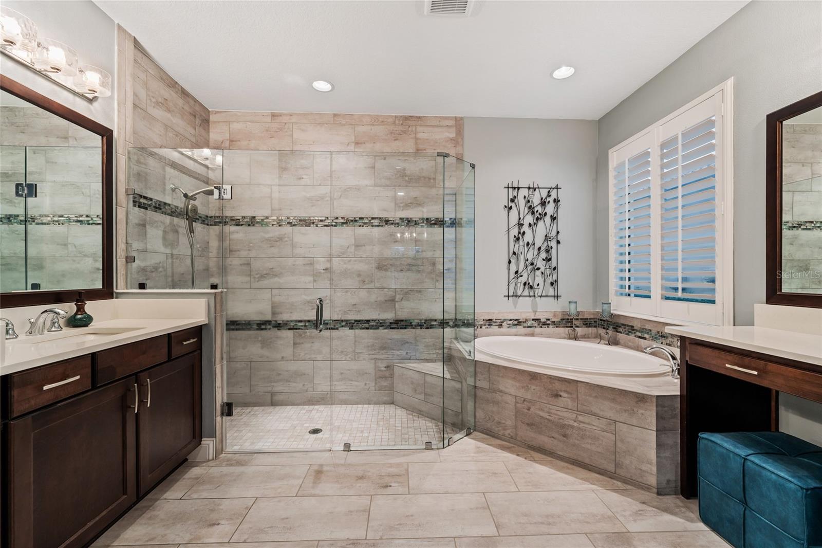 ROYAL CYPRESS PRESERVE-PH 4 - Residential