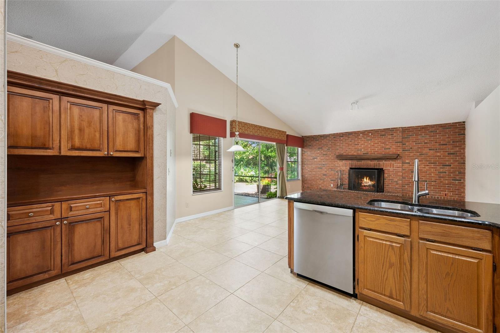 PEMBROOKE - Residential