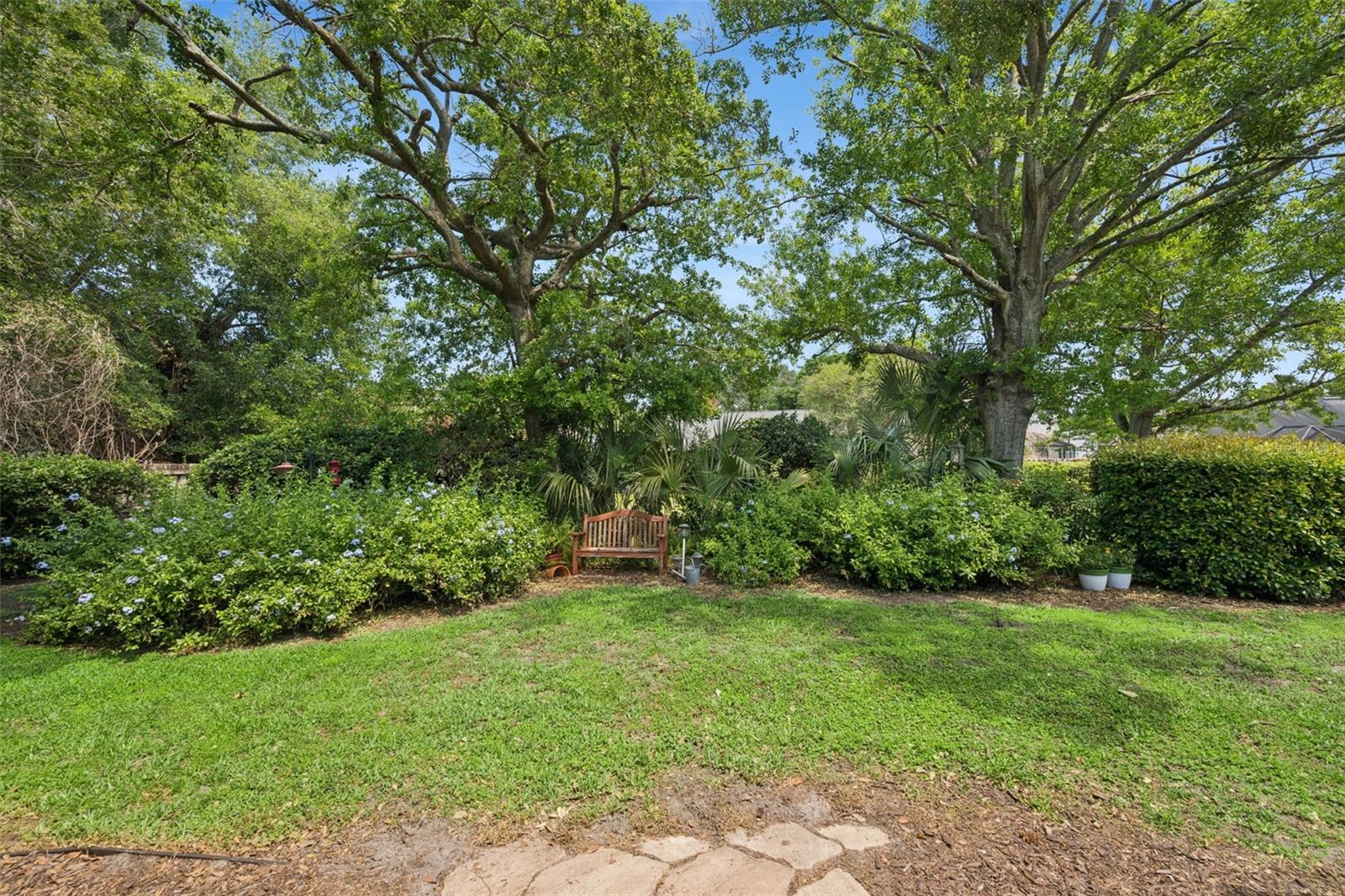 PEMBROOKE - Residential