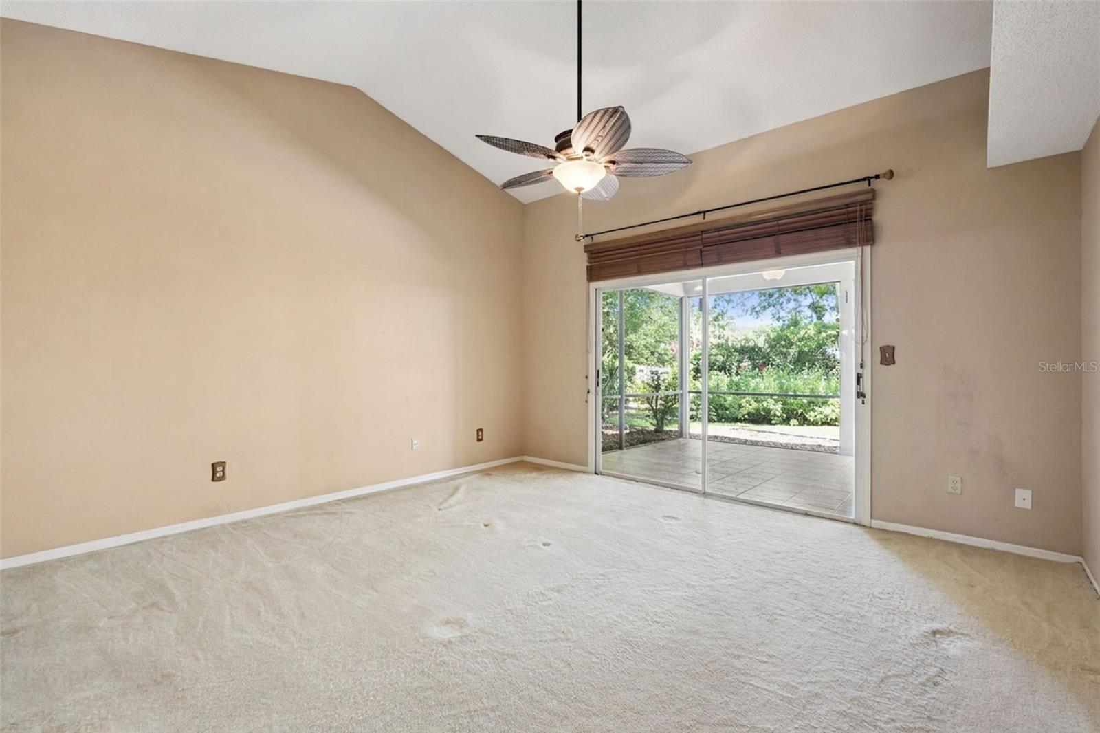 PEMBROOKE - Residential