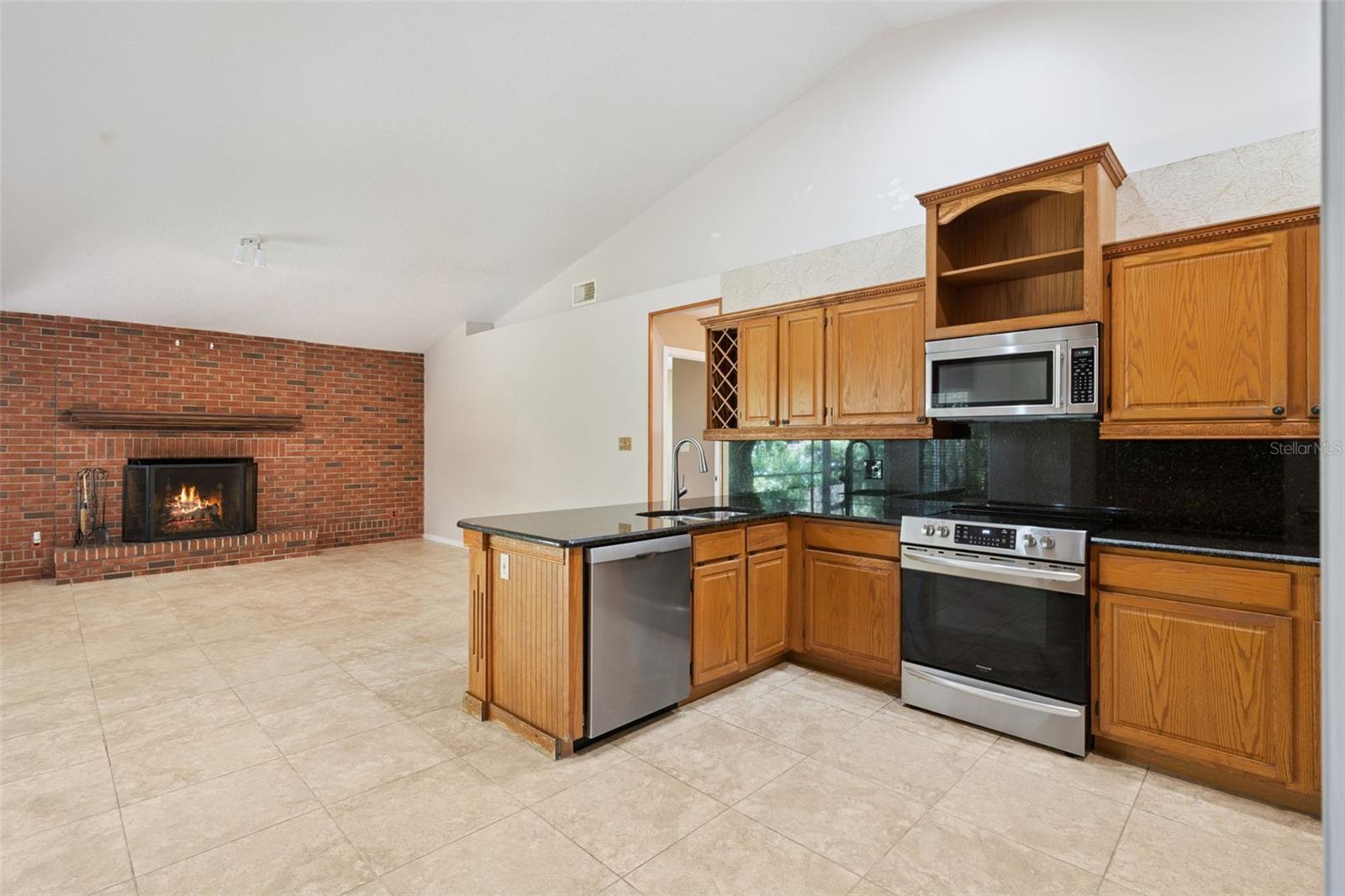 PEMBROOKE - Residential