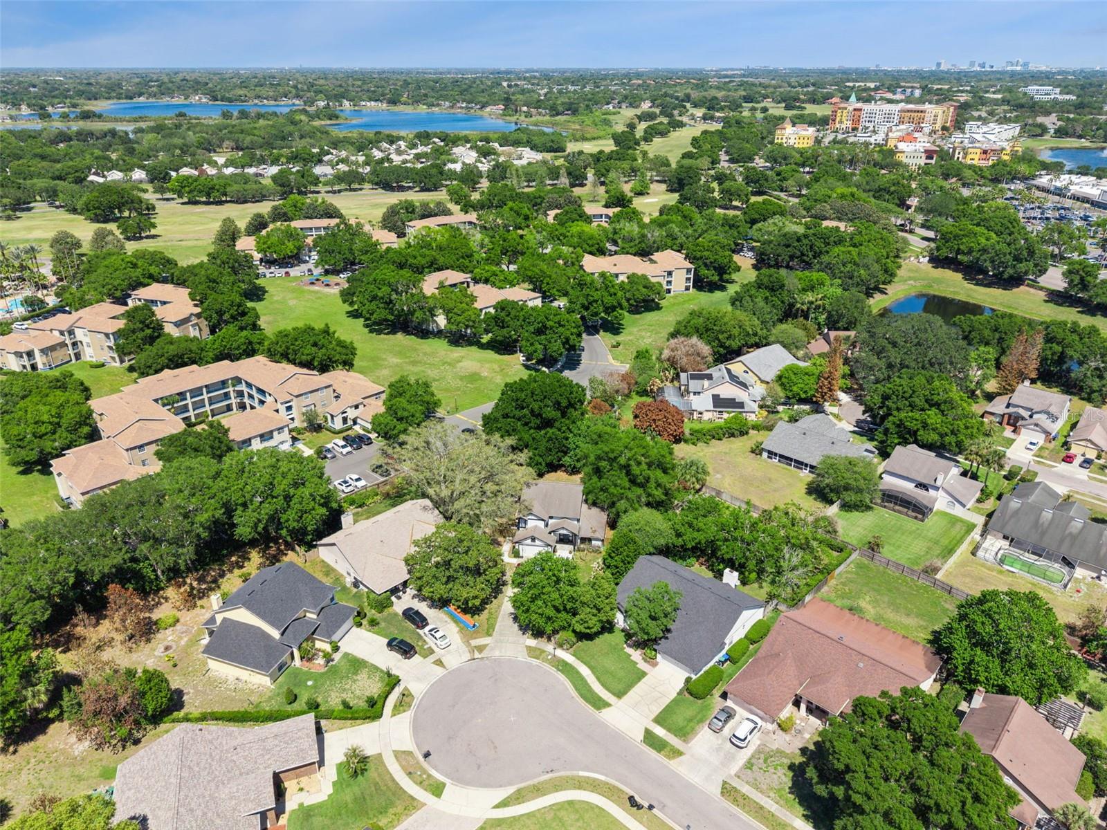 PEMBROOKE - Residential