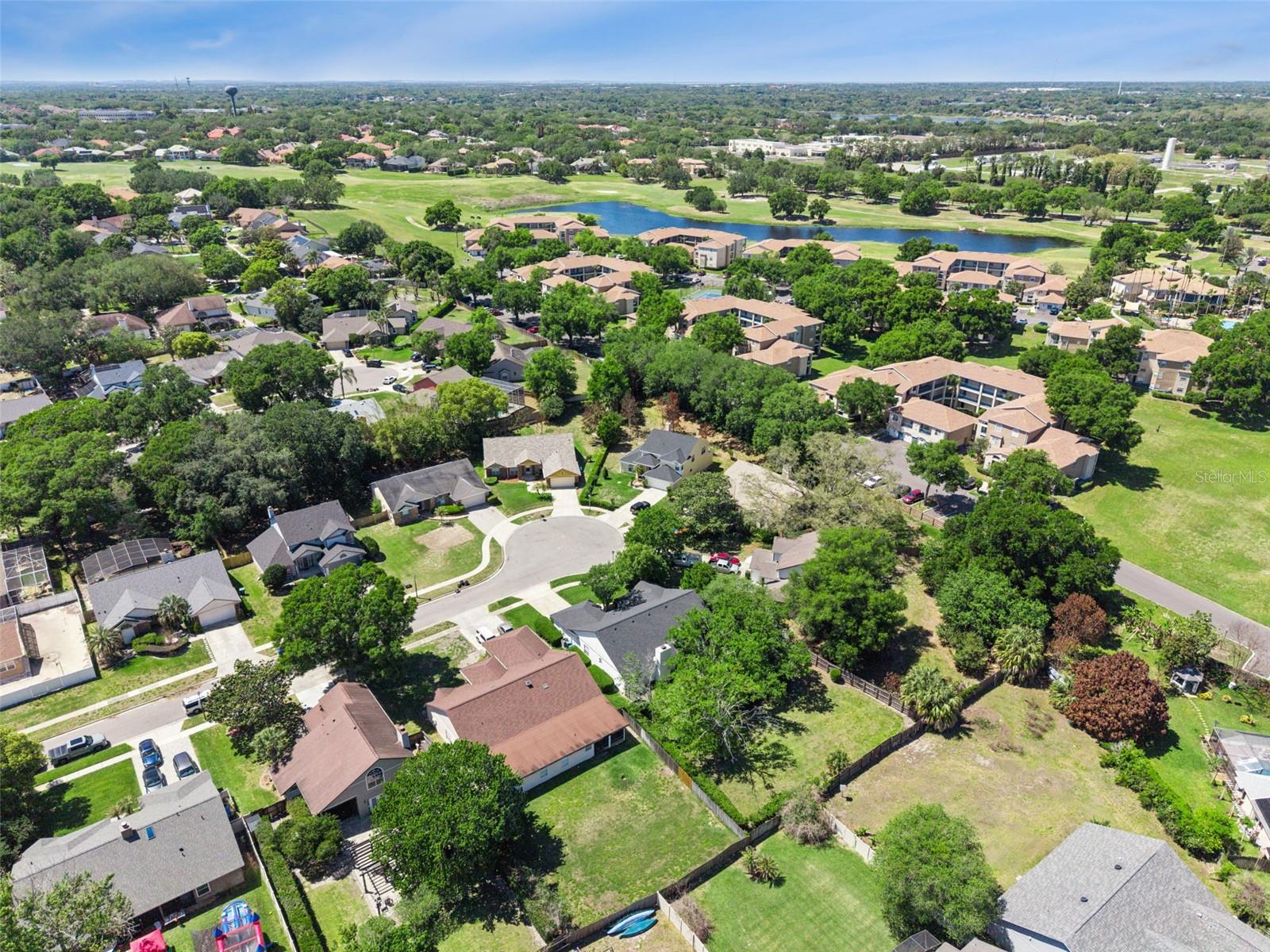 PEMBROOKE - Residential