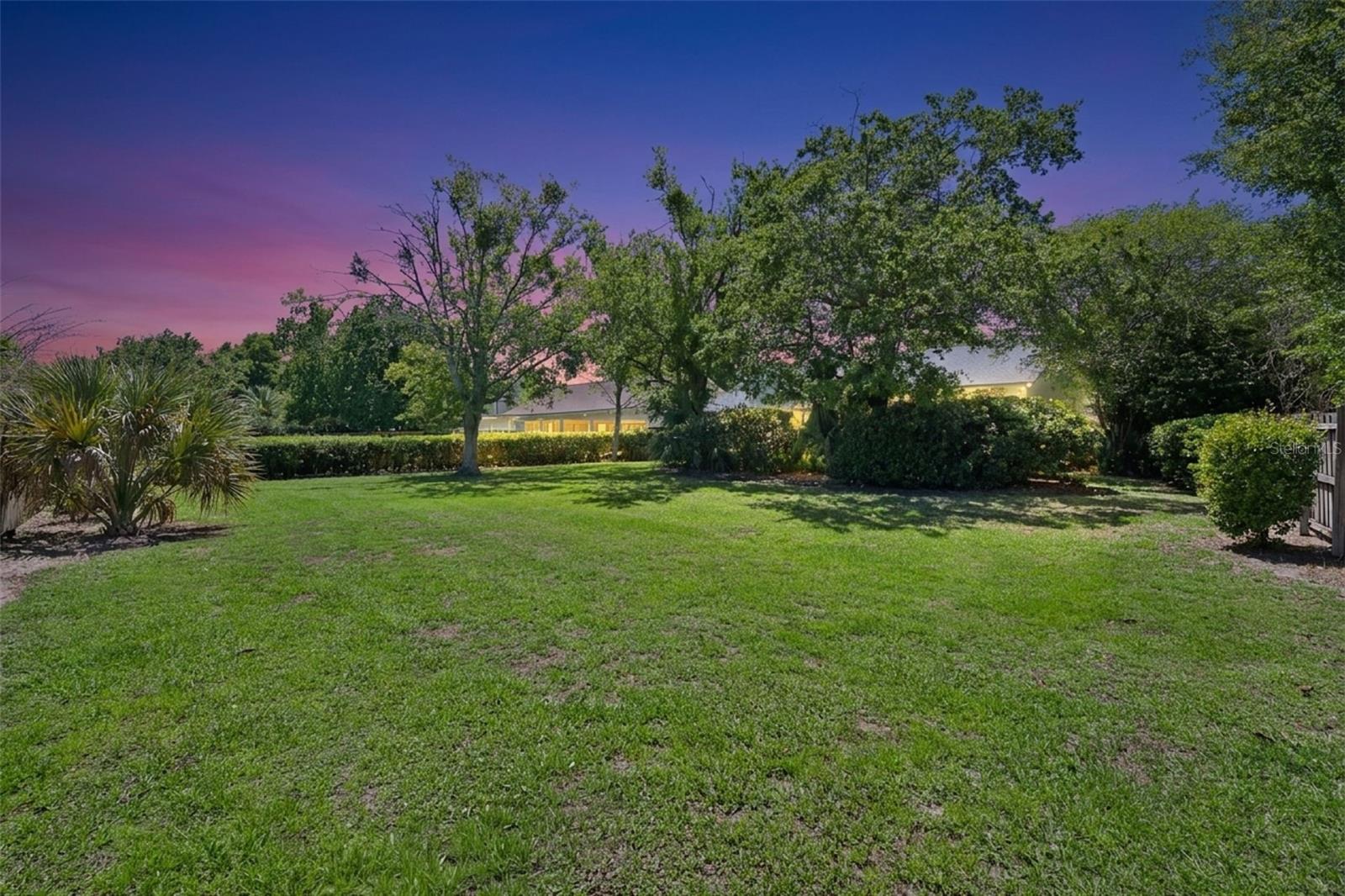 PEMBROOKE - Residential