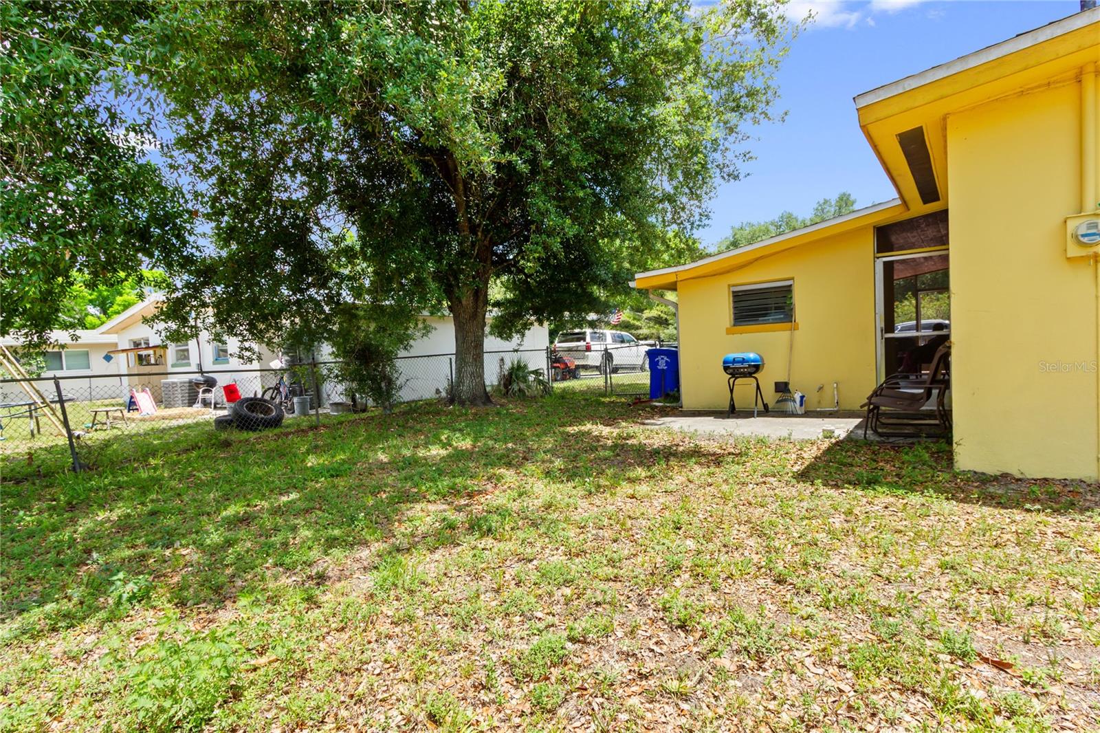 HILLCREST - Residential