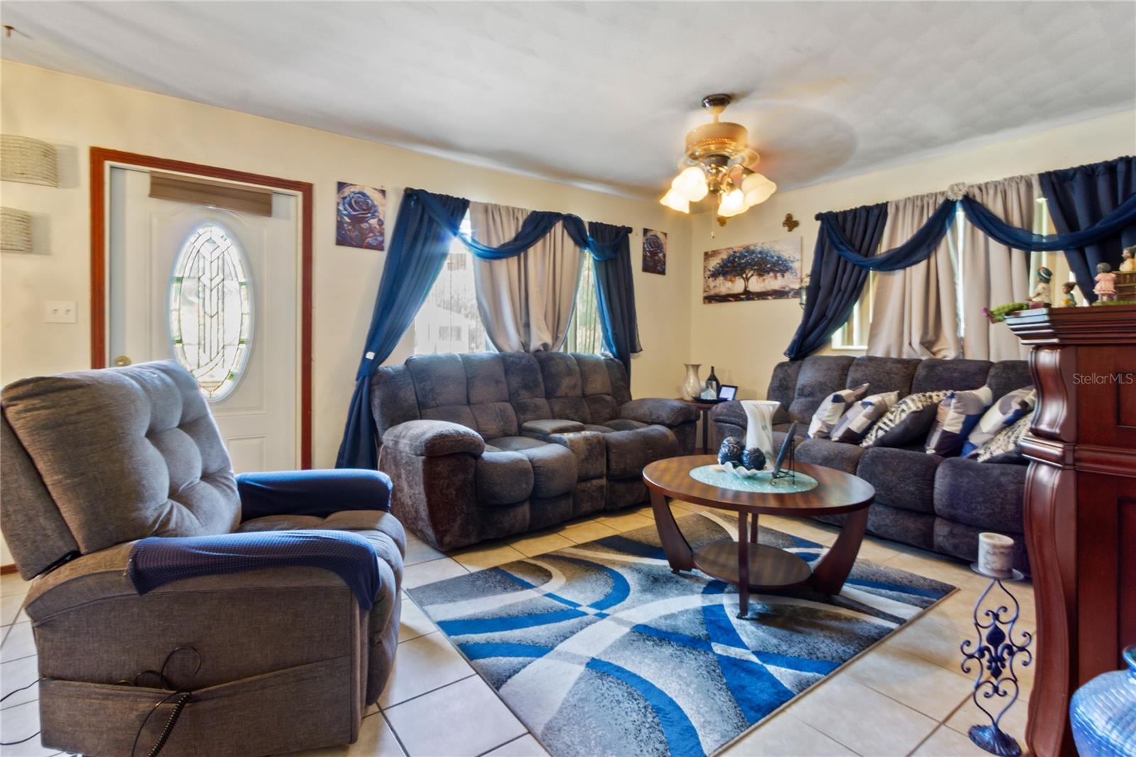 HILLCREST - Residential