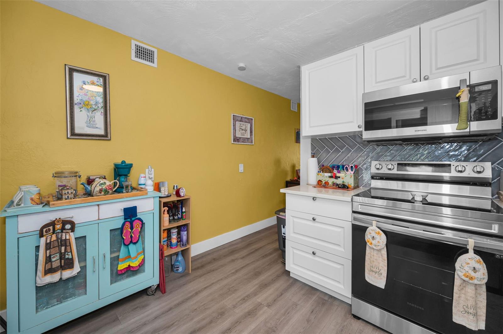 CLEARVIEW OAKS BLDG 8 - Residential