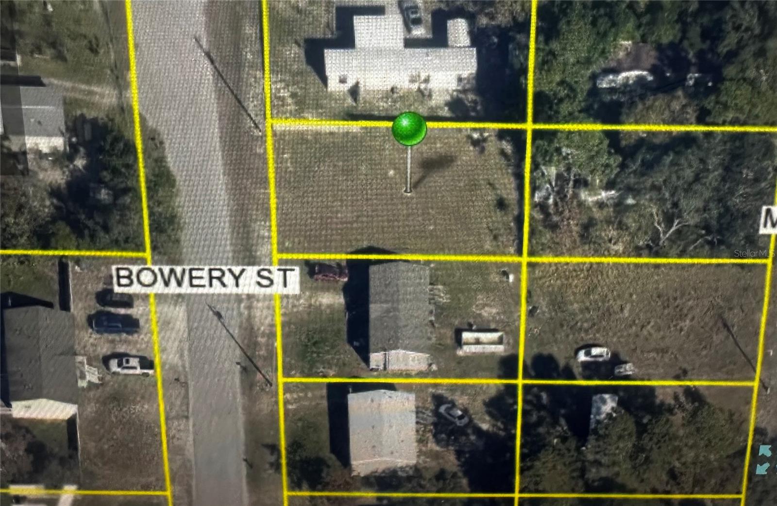 Build your dream home on this spacious lot located in the heart of Spring Hill, FL! Nestled in a growing and well-established neighborhood, this property offers plenty of space for a custom home, outdoor living, and more. NO HOA– Enjoy flexibility with your property and convenient  access to shopping, dining, schools, and parks. Easy commute to US-19, Suncoast Parkway, and nearby cities.
