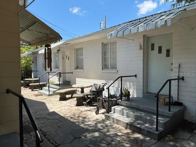 712 7TH STREET N