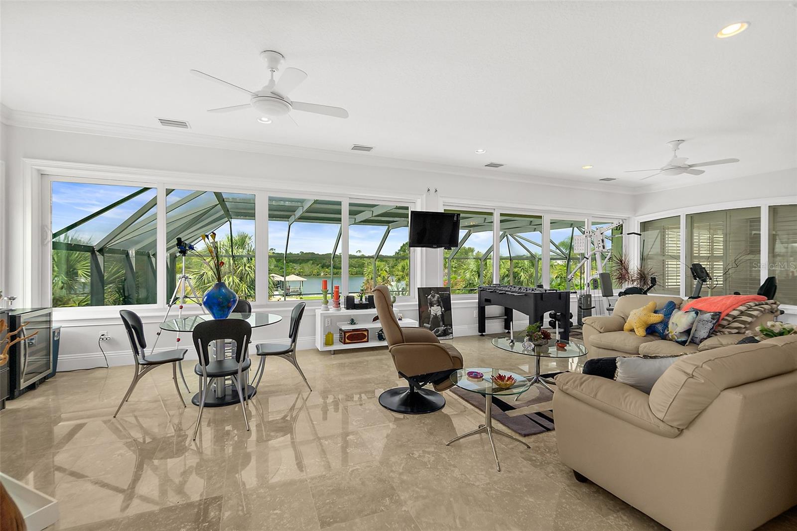 ISLAND ESTATES SUB - Residential