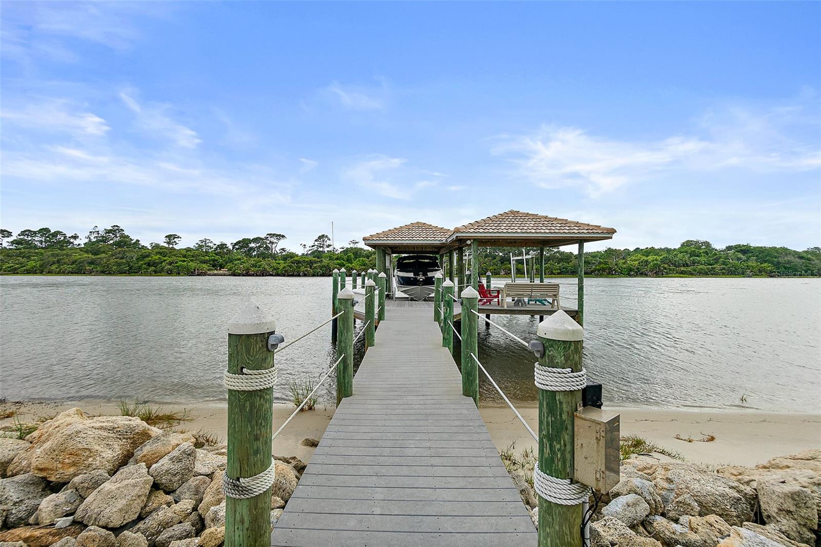 ISLAND ESTATES SUB - Residential