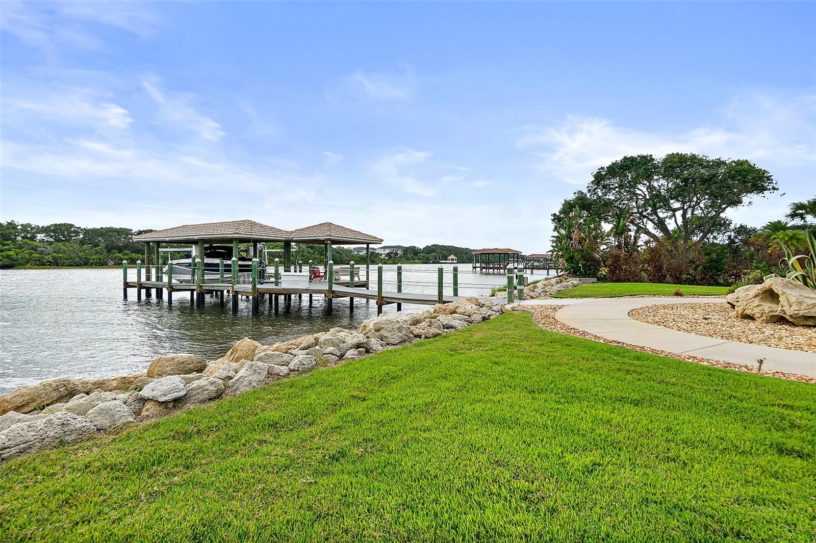 ISLAND ESTATES SUB - Residential