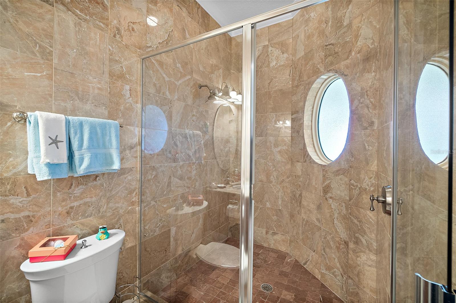 ISLAND ESTATES SUB - Residential