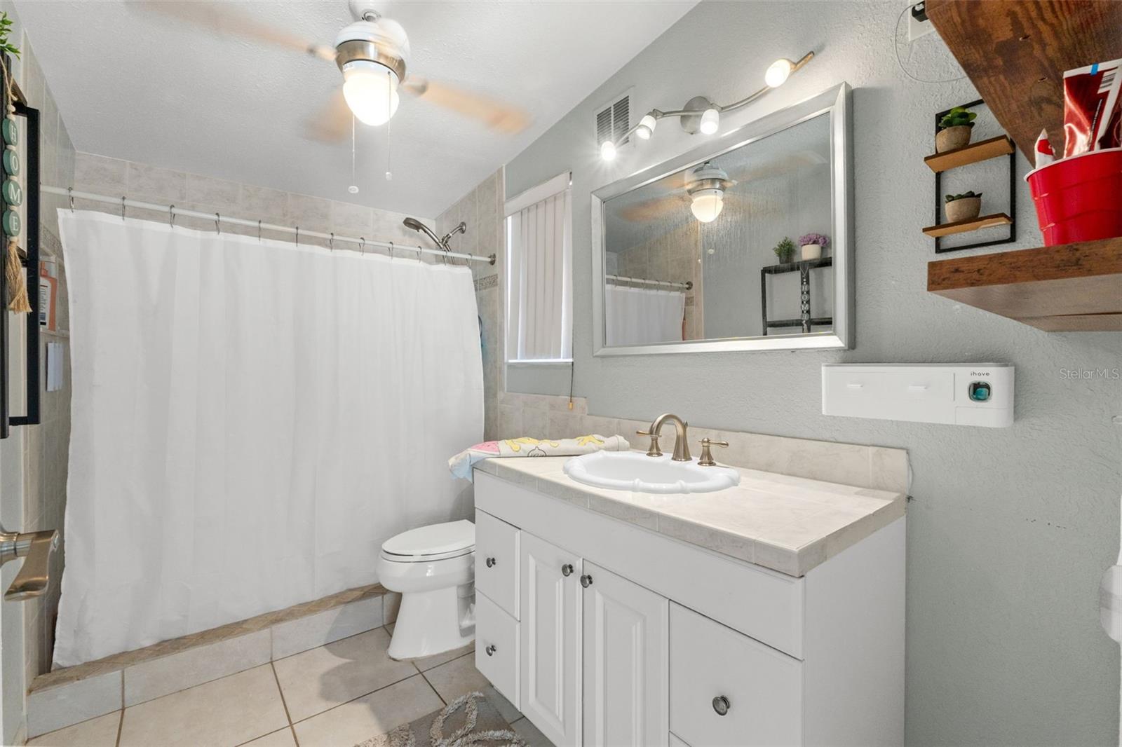 JUNGLE COUNTRY CLUB 2ND ADD - Residential