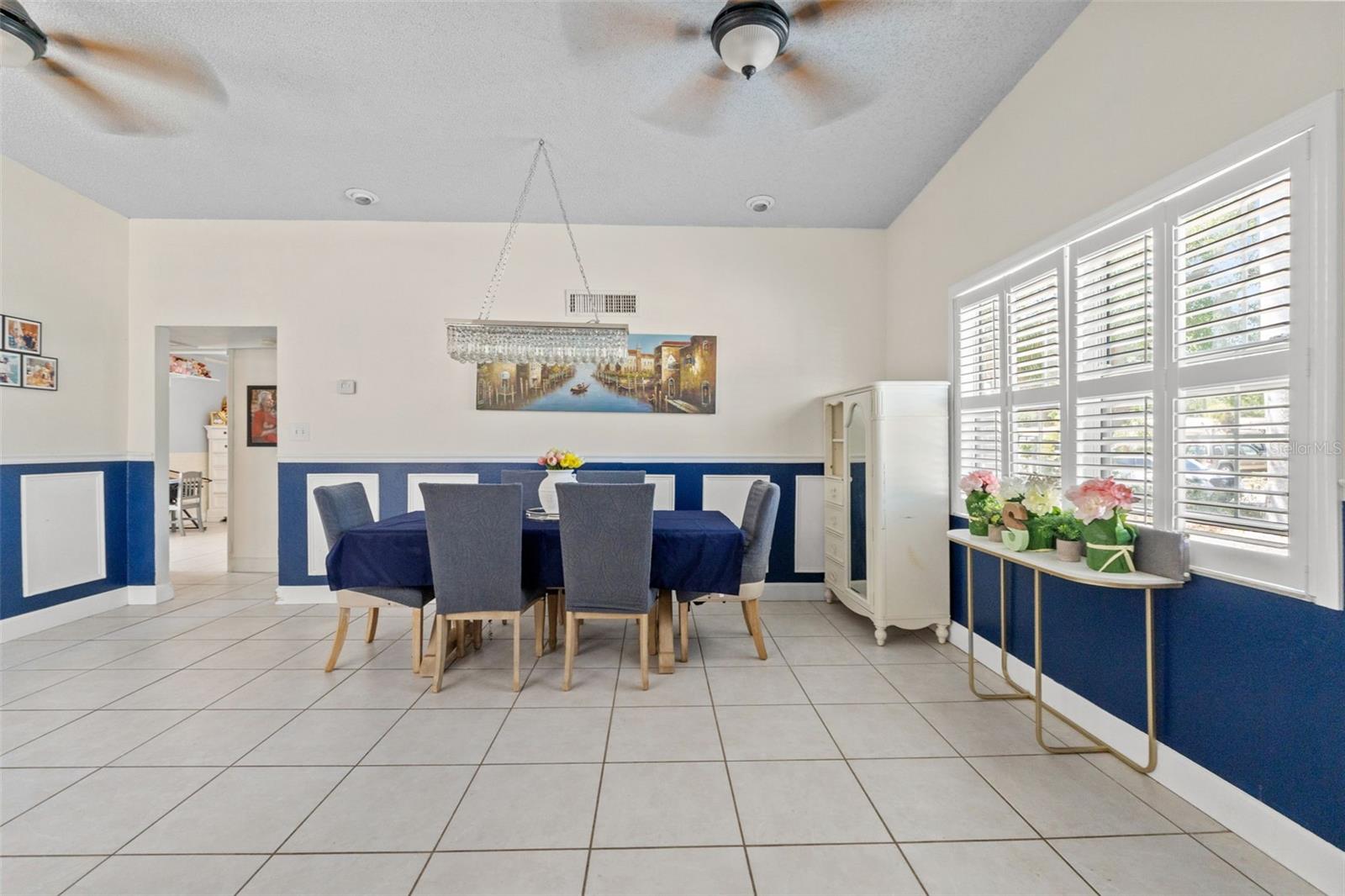 JUNGLE COUNTRY CLUB 2ND ADD - Residential